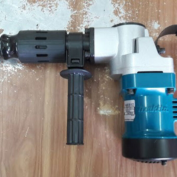 Máy đục bê tông HM0810TA