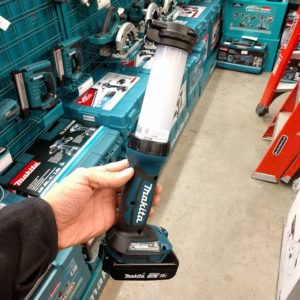 Đèn Led dùng pin Makita DML807