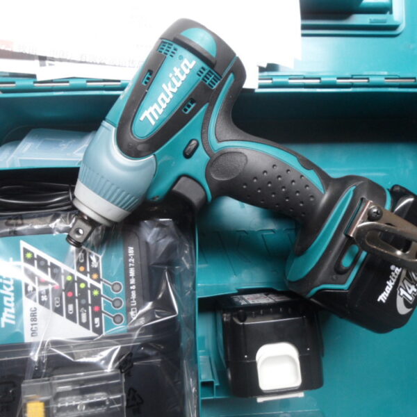 may-van-vit-dung-pin-makita-dtd153rte-18v-2