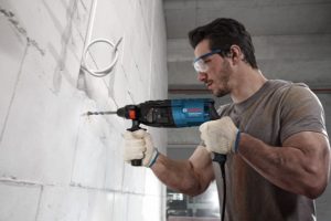 Cách sử dụng máy khoan khoan tường