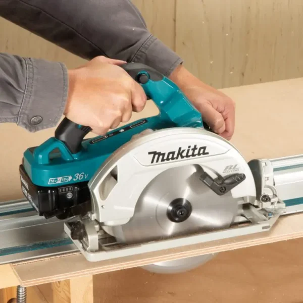 Máy cưa đĩa dùng pin Makita DHS783Z