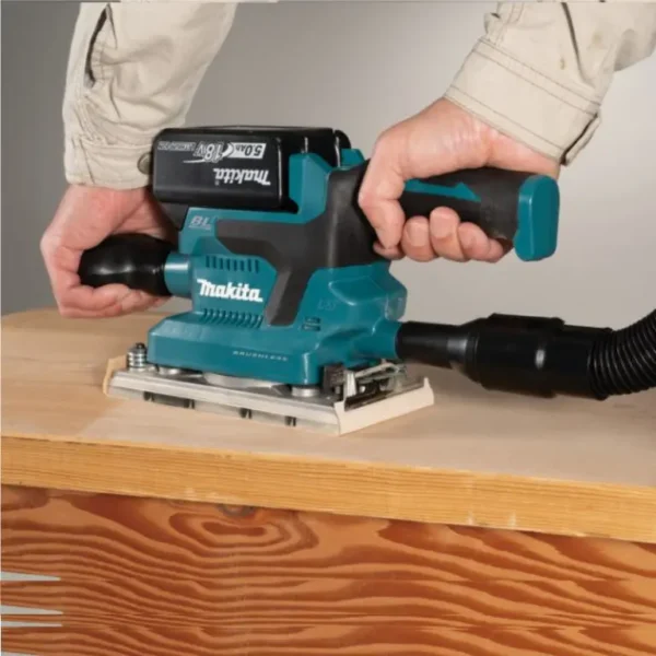 Máy chà nhám rung dùng pin Makita DBO380Z