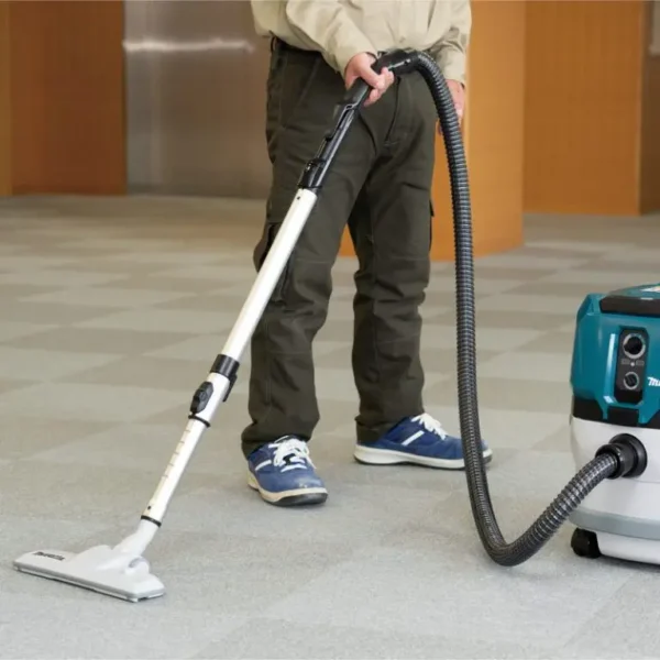 Máy hút bụi dùng pin (khô và ướt) Makita VC003GLZ