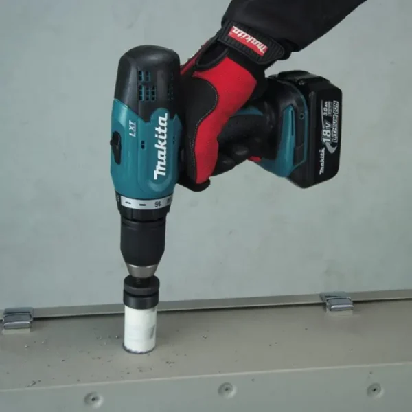 Máy khoan và vặn vít dùng pin Makita DDF453Z