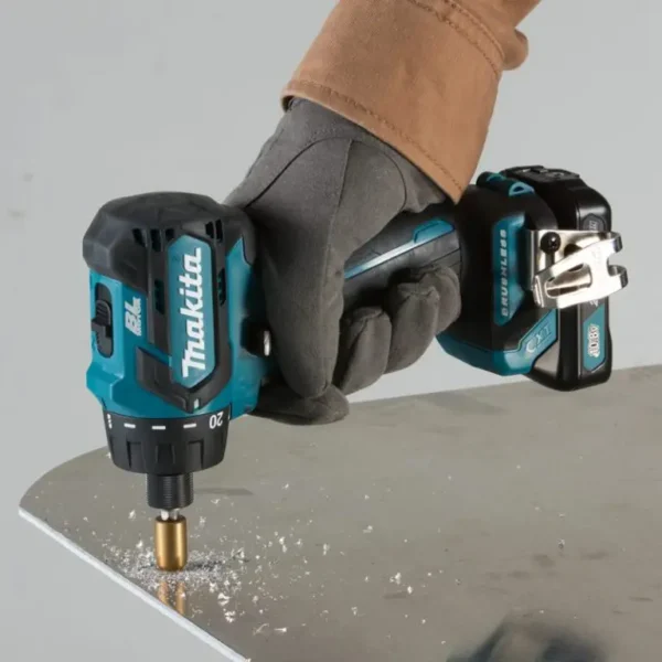 Máy khoan và vặn vít dùng pin Makita DF032DZ