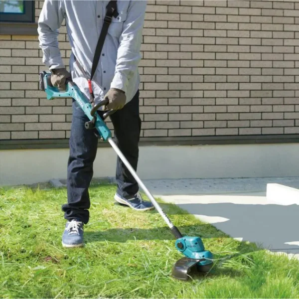 Máy cắt cỏ dùng pin Makita DUR193Z