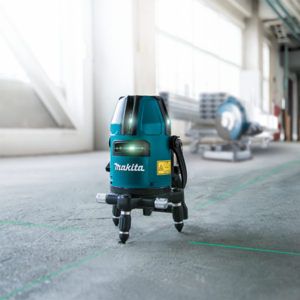 Máy cân mực laser tia xanh dùng pin Makita SK40GDZ